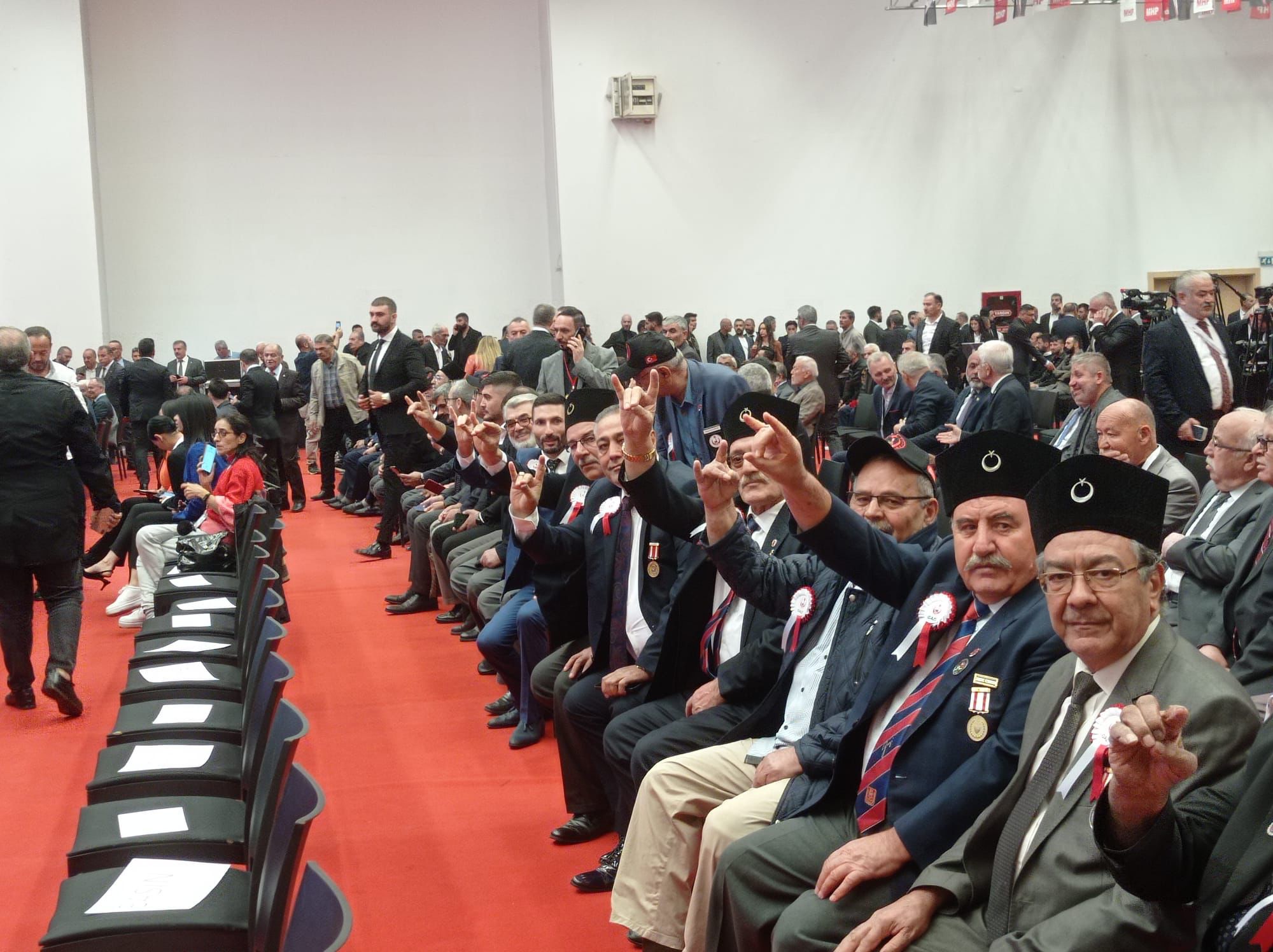 Yönetim Kurulu Üyelerimiz ve kahraman gazilerimiz ile birlikte MHP Ankara İl Başkanlığı 14. Olağan Kongresine katıldık.  İl Başkanı Alparslan DOĞAN'a görevinde üstün muvaffakiyetler dileriz.