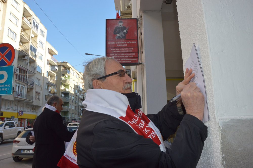 Gönüllü Askerlik için dilekçe verdi.
