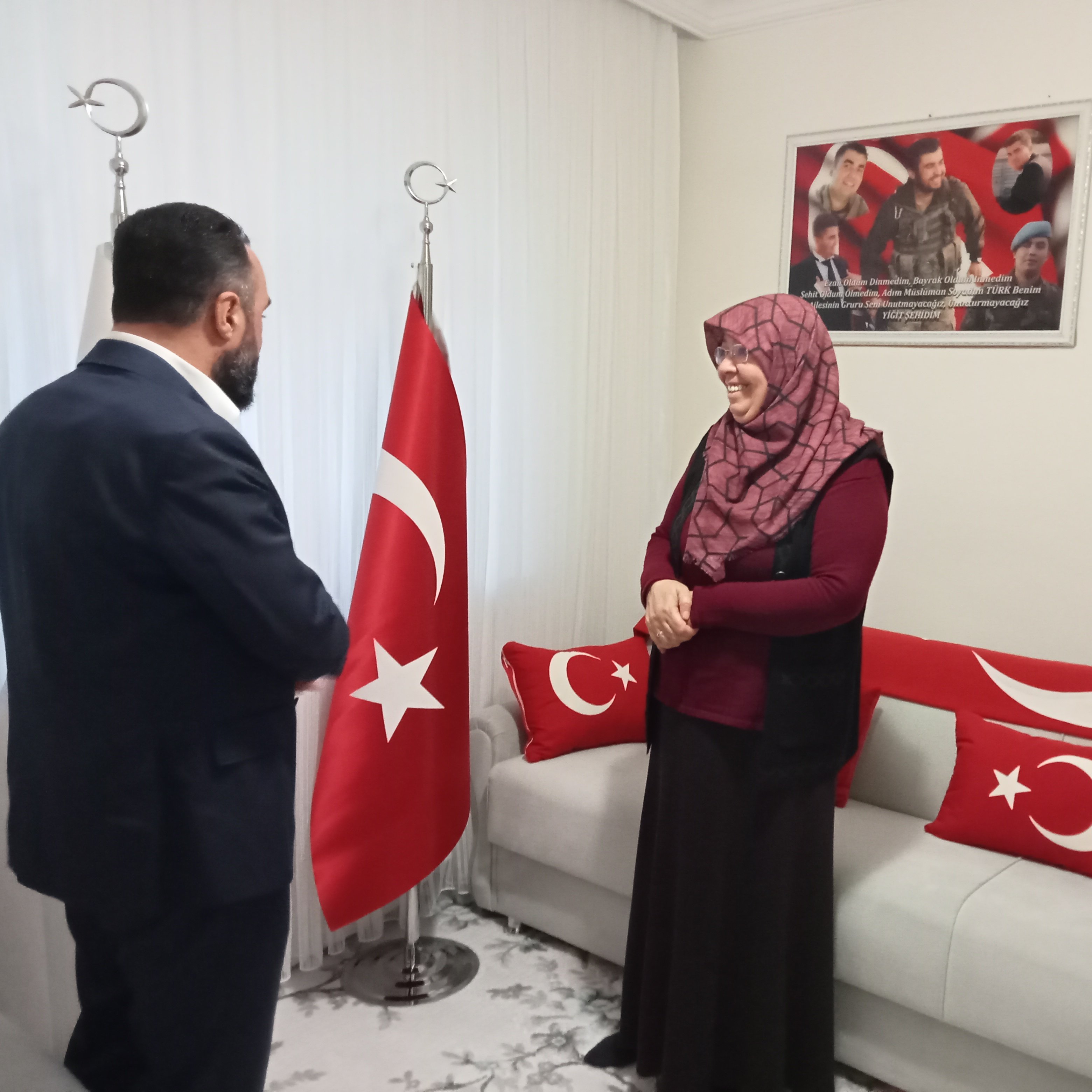 2016 YILINDA ŞIRNAK İDİLDE ŞEHİT OLAN ŞEHİT ASTSUBAY MEHMET UYGUN'UN KIYMETLİ AİLESİNİ ZİYARET ETTİK.ŞEHİDİM EMANETİN EMANETİMİZDİR.