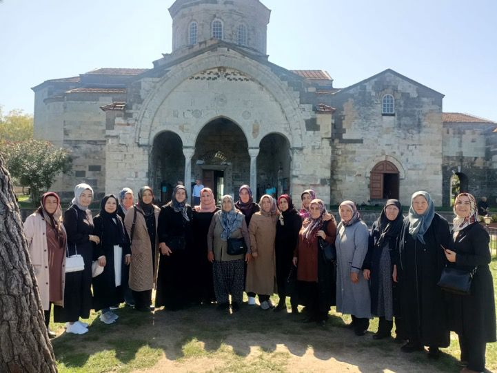 Pursaklar Belediyesi işbirliği ile Pursaklar'da ikamet eden şehit annelerimizin üç günlük  Karadeniz Gezisi başladı.  Gezimize bizzat katılarak şehit annelerini yalnız bırakmayan Pursaklar Belediye Başkanı Sayın Ertuğrul ÇETİN'e, desteklerinden dolayı İç işleri Bakanımız Sayın Ali YERLİKAYA'ya, Trabzon Valisi Sayın Aziz YILDIRIM'a ve Rize Valisi Sayın İhsan Selim Baydaş'a teşekkür