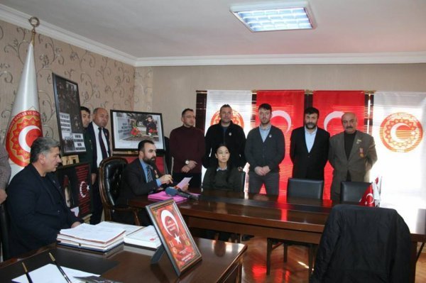 Gaziler ve sehit ailelerinden anayasa degisikligine destek