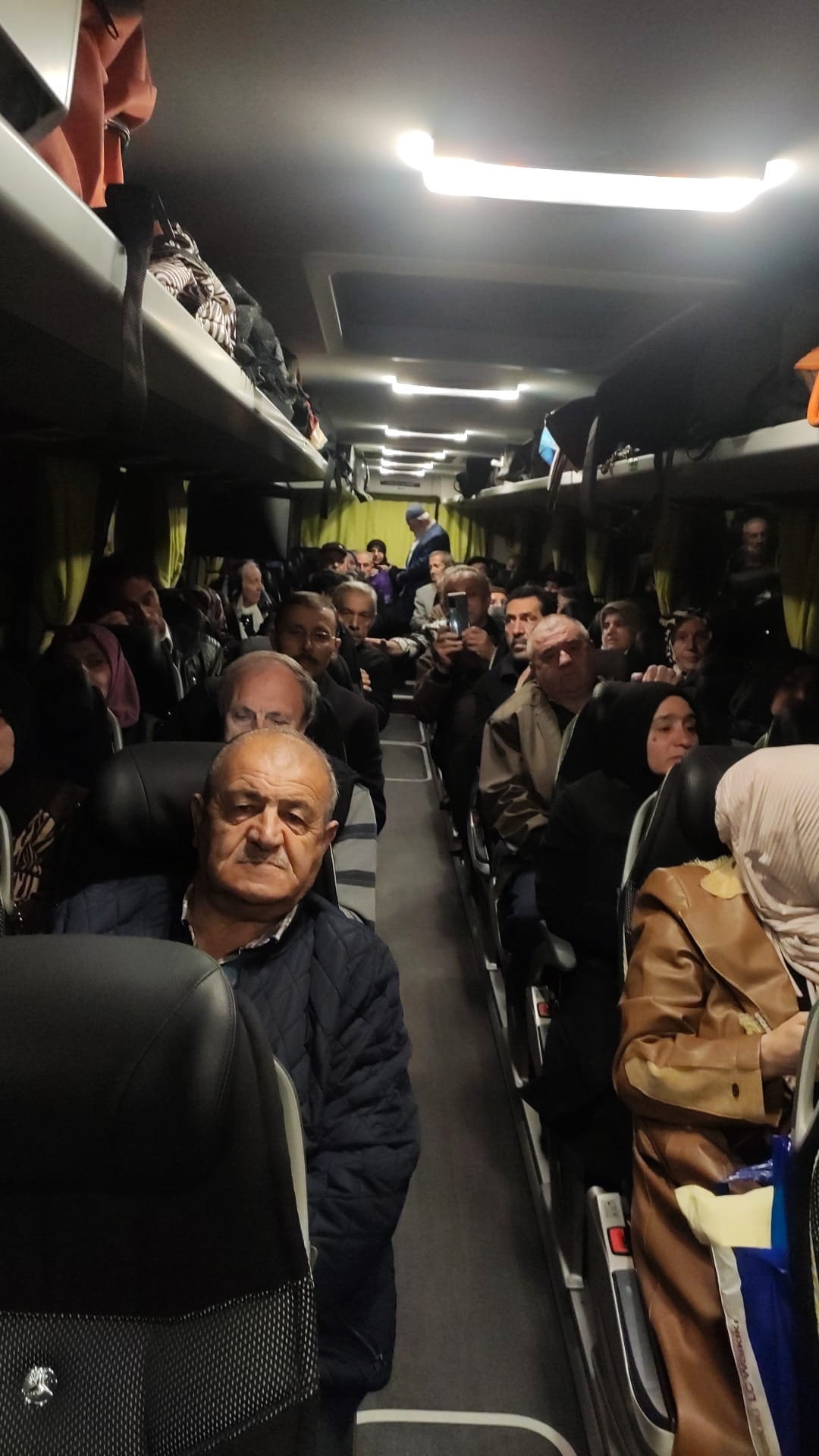 Aziz Sehitlerimizin Kiymetli Anne-Babalari Ile Istikamet Sabah Namazi Ayasofya Cami. Benim Bu Mabedim Dünya Durdukça Cami Olarak Kalacaktir.
