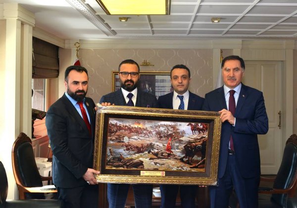  Kamu Basdenetçisi Seref Malkoç’a hayirli olsun ziyareti