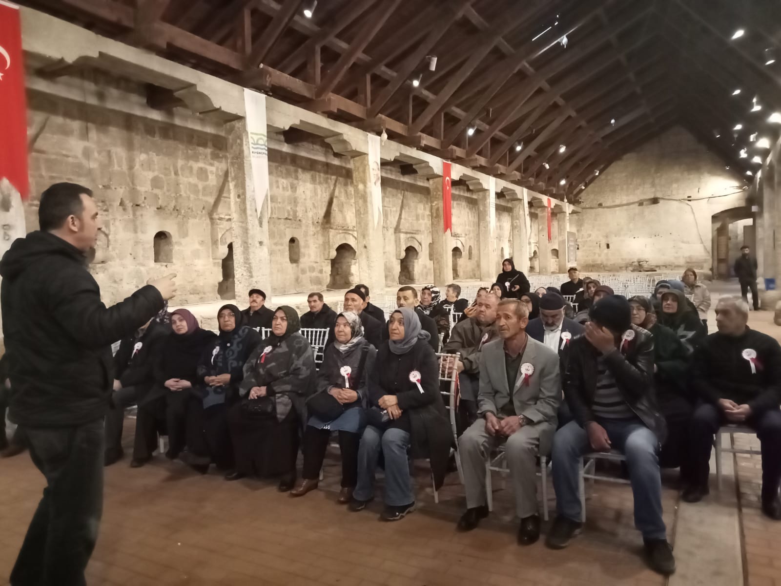 Büyükçekmece Ilçesinde bulunan kervansaray, Mimar Sinan tarafindan yapilan köprü ile diger tarihi ve turistik yerleri ziyaret ettik.