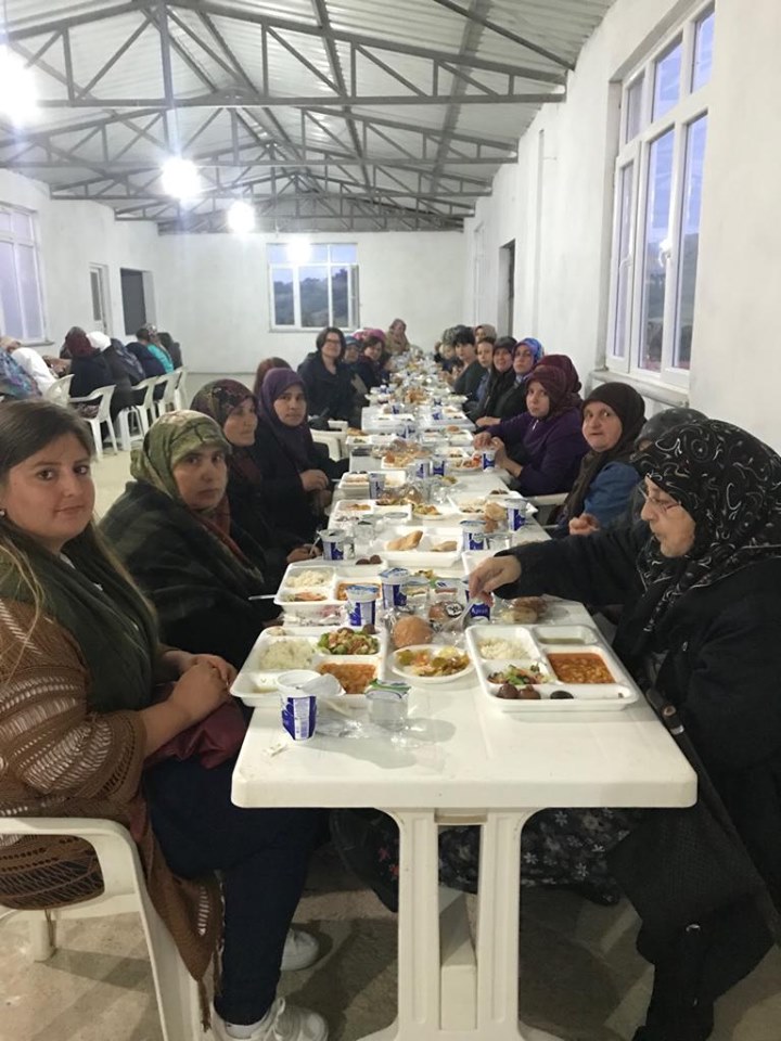 SEHIDIMIZ SERKAN ÇAKICI HAYRINA DÜZENLENMIS OLAN IFTAR PROGRAMI