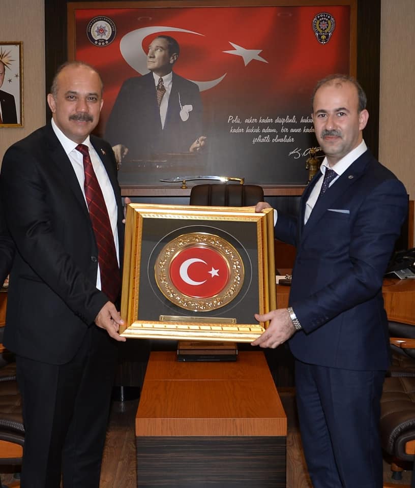 Vakfimizin Adana Subesinden, Adana Il Emniyet Mdr. Sn. Zafer AKTAS'a Ziyaret