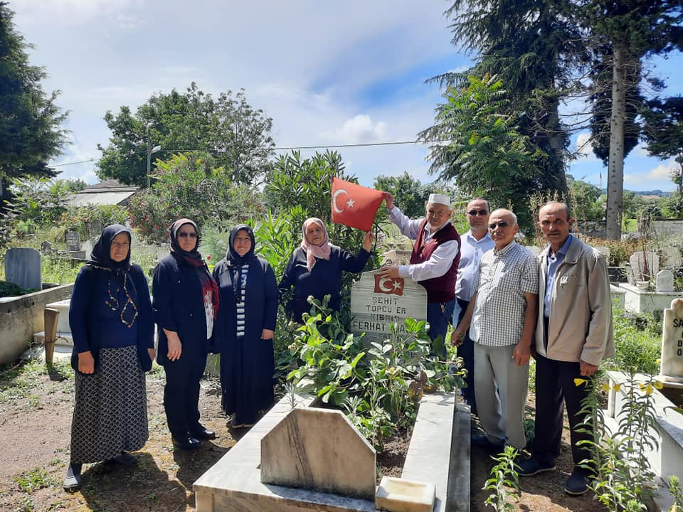 SEHIDIMIZ TOPÇU ER FERHAT KAÇAR'I KABRININ BASINDA DUALARIMIZLA ANDIK
