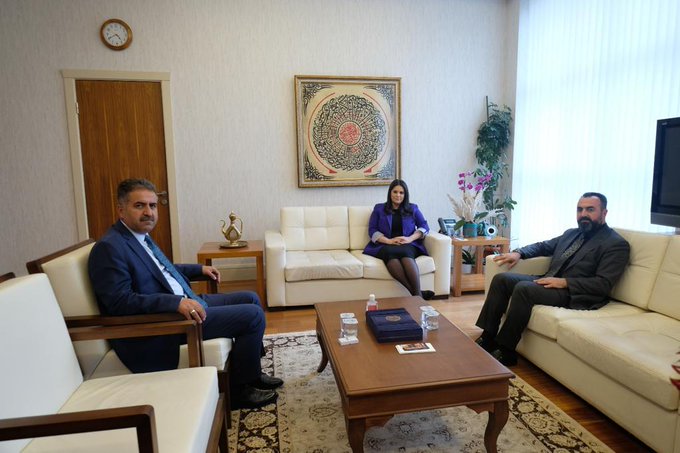 AK PARTI GENEL BASKAN YARDIMCISI VE SOSYAL POLITIKALAR BASKANI JÜLIDE HANIMI ZIYARET EDEREK SEHIT YAKINI VE GAZILERIMIZIN TALEPLERINI ILETTIK.