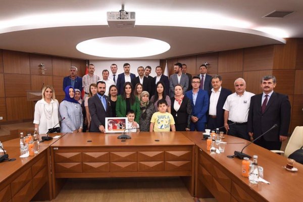 Çalisma ve Sosyal Güvenlik Bakanimiz Sn. Jülide Sarieroglu'nu  makaminda hayirli olsun ziyareti
