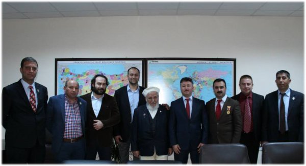 Basin Yayin ve Enformasyon Genel Müdürlügü; SN. ILHAMI ÖZDEMIR 'i makaminda ziyaret ettik 