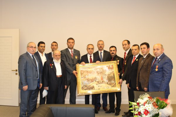 CUMHURBASKANLIGI BASDANISMANI SN: YALÇIN TOPÇU'YU ZIYARET