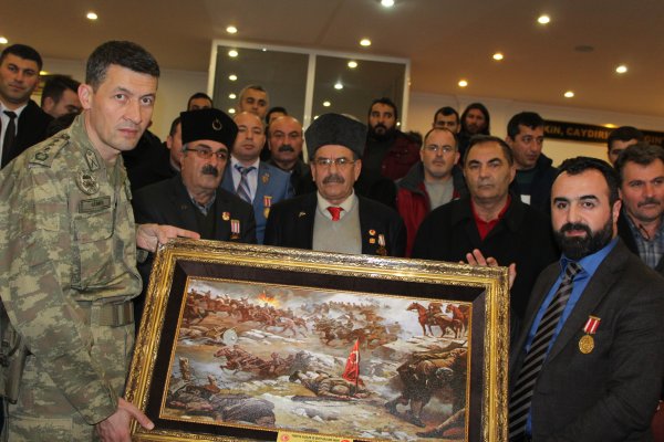 KAYSERI 1. KOMANDO TUGAY KOMUTANLIGINI ZIYARET