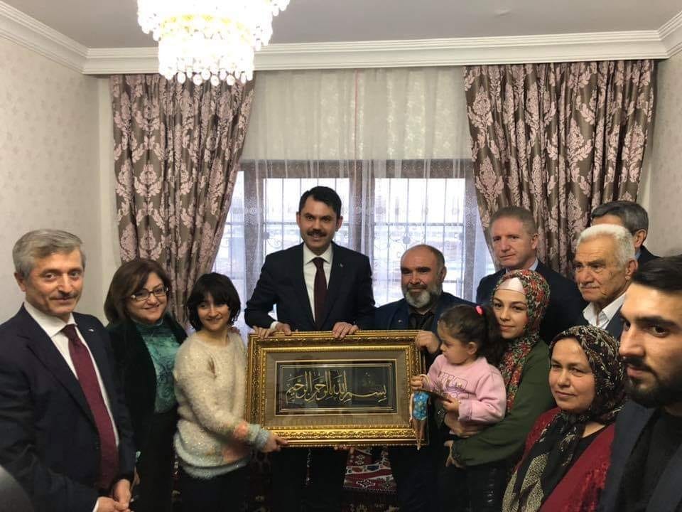 Gaziantep Sube Baskanimiz Mehmet Yeter, Çevre ve Sehircilik Bakani Murat Kurum'u Evinde Agirladi
