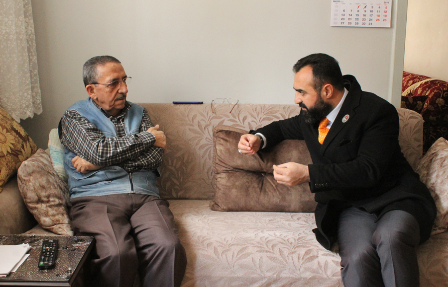 Sehit ailesine ziyaret 