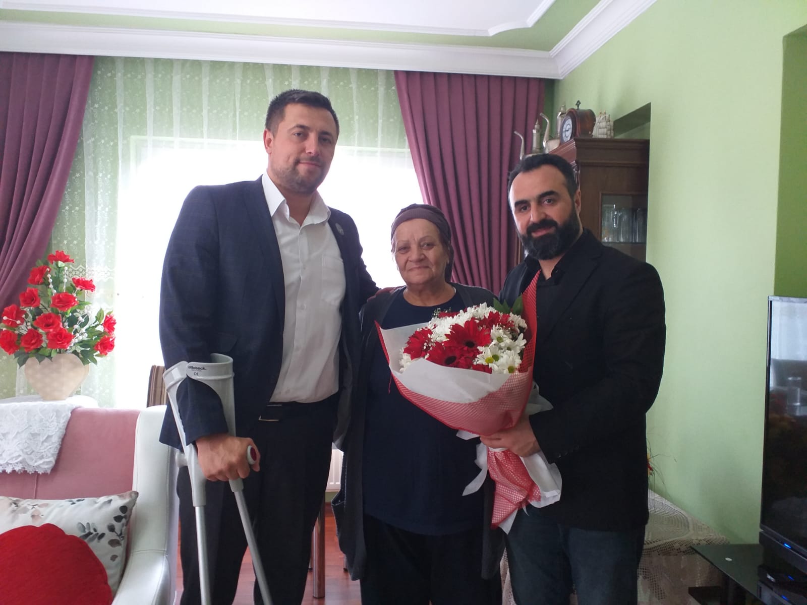 'Emanetiniz Emanetimizdir' Sehit ailelerine ziyaret