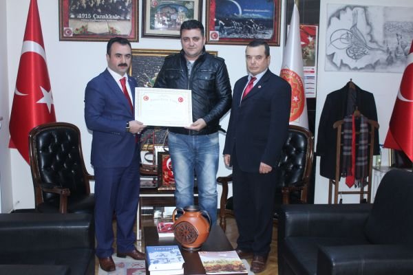 TEKIRDAG TEMSILCIMIZ (GAZI) DENIZ UYGUN MAZBATASINI BASKANIMIZ LOKMAN AYLAR'DAN ALMISTIR.